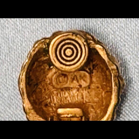 ANNE KLEIN VINTAGE AK - GOLD TONE DROP AND DANGLE ROUND GOLD TONE BALL - Picture 4 of 4